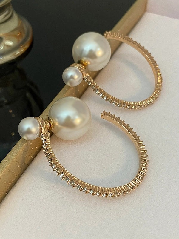 Funky Pearls Earrings